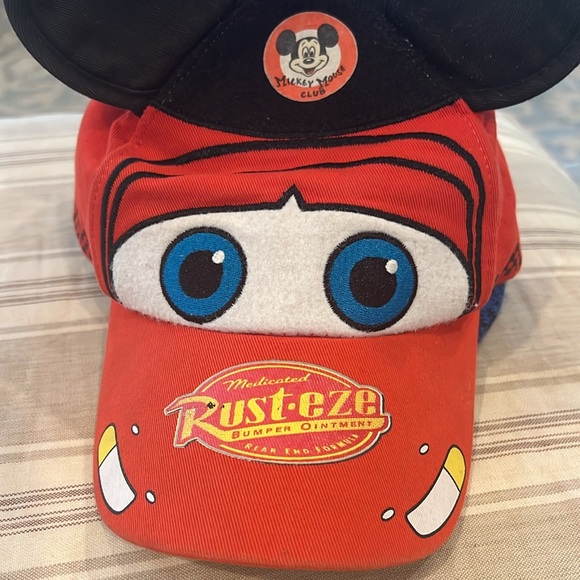 Disney parks authentic original lightning McQueen youth size hat - Picture 2 of 3